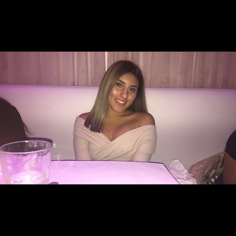 Meet your Posher, Joseline